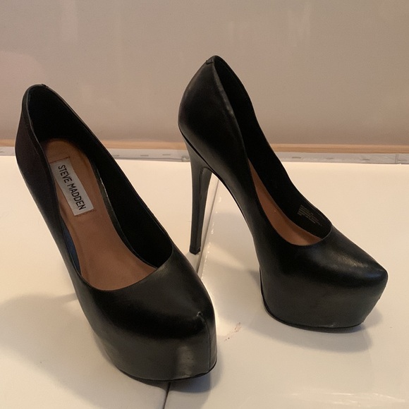 Steve Madden DejaVu Heels - Picture 5 of 5